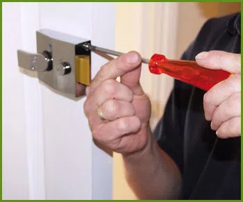 Neighborhood Locksmith Services Houston, TX 713-357-0758 - 10-lock-smiths