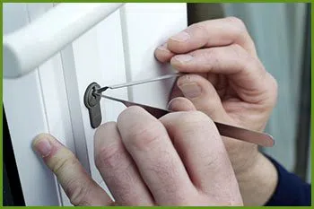 Neighborhood Locksmith Services Houston, TX 713-357-0758 - 3-cheap-locksmith-near-me