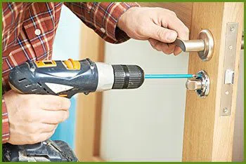 Neighborhood Locksmith Services Houston, TX 713-357-0758 - 6-lock-installation